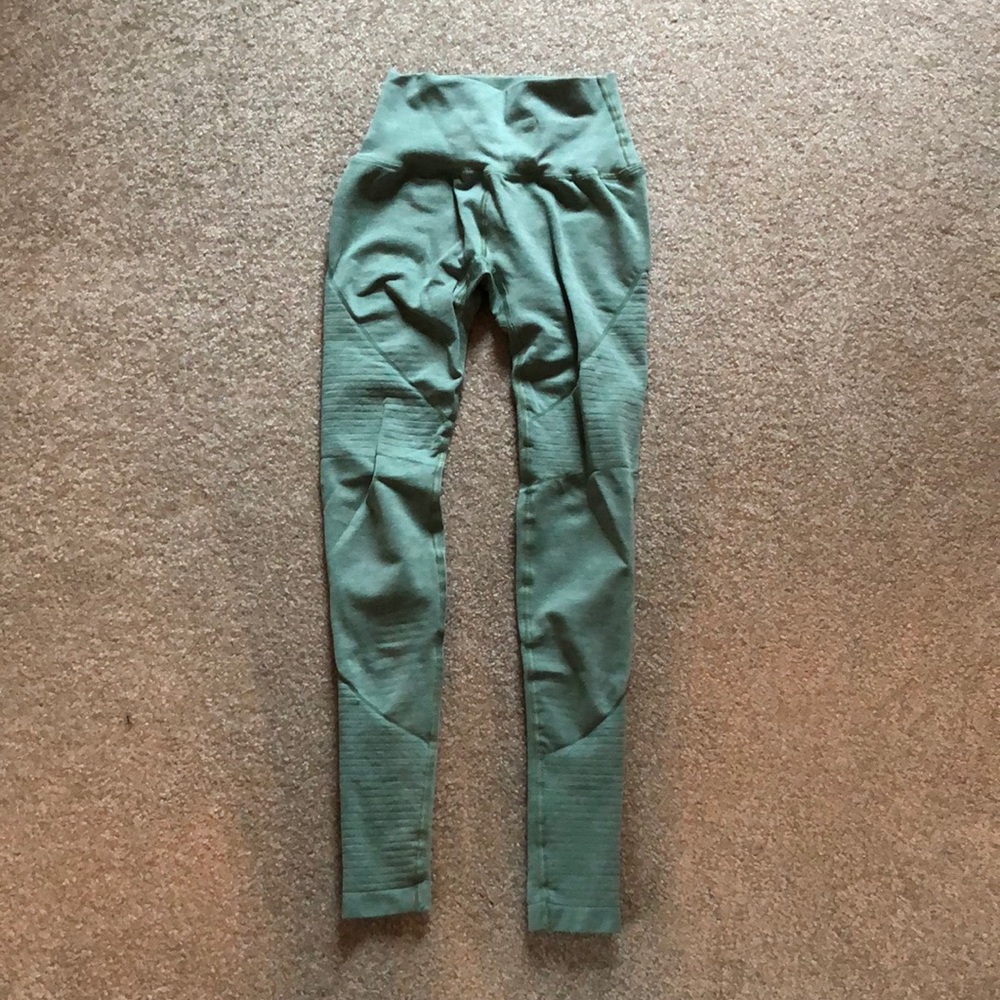 Alphalete Leggings size xs